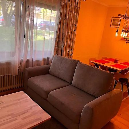 Schnuckeliges Appartement In 프리엔암치엠시 외부 사진