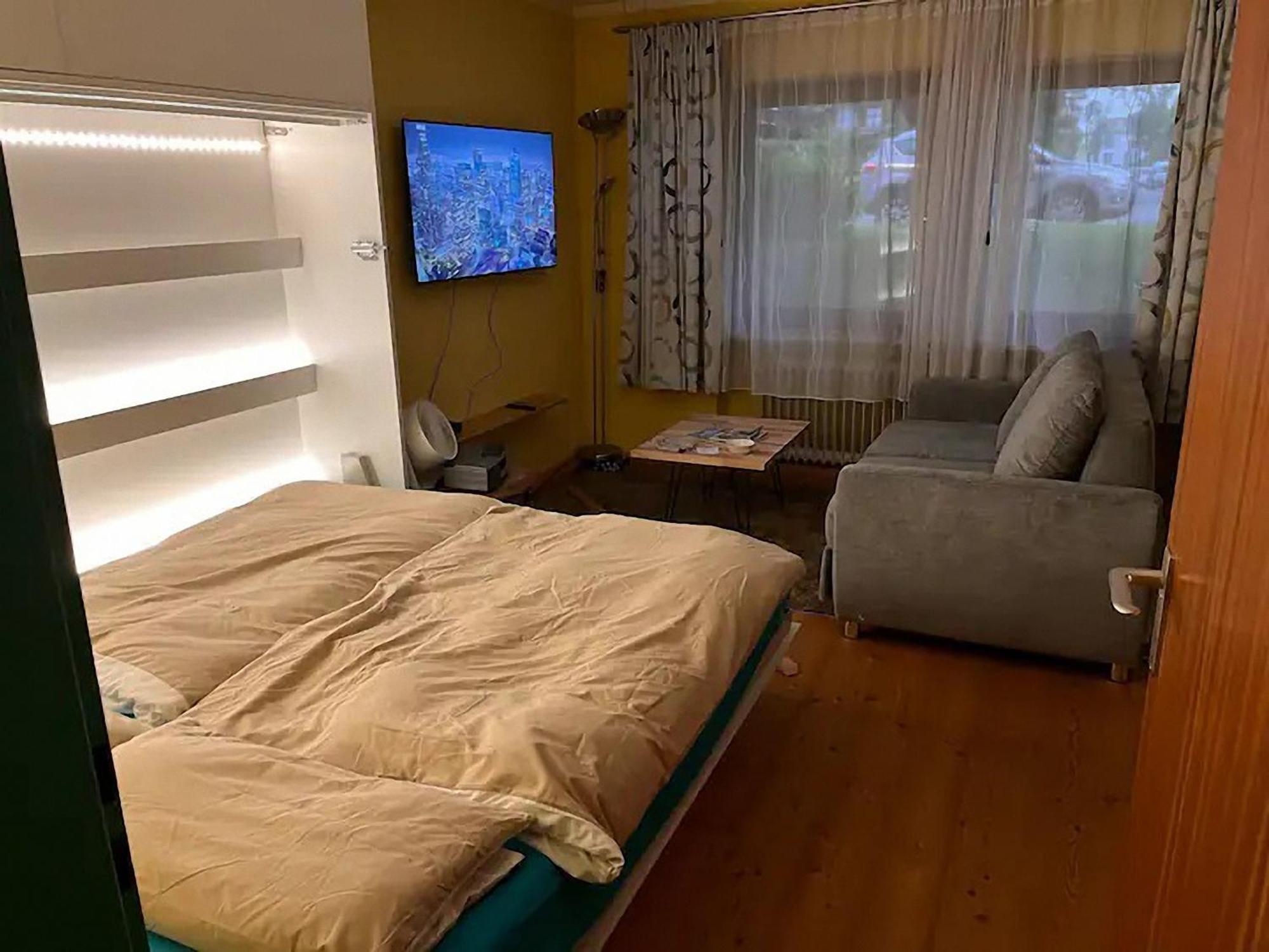 Schnuckeliges Appartement In 프리엔암치엠시 외부 사진