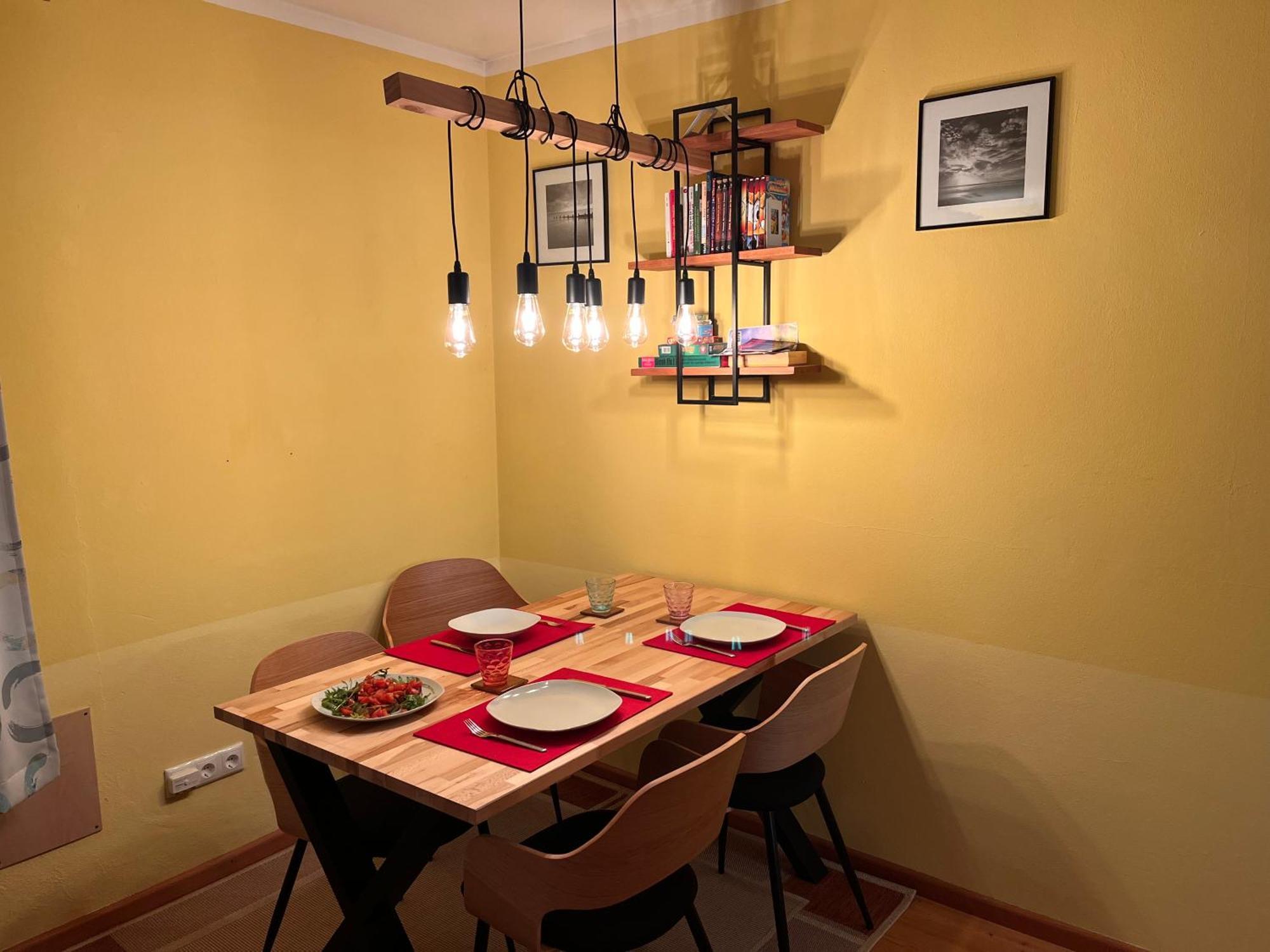 Schnuckeliges Appartement In 프리엔암치엠시 외부 사진